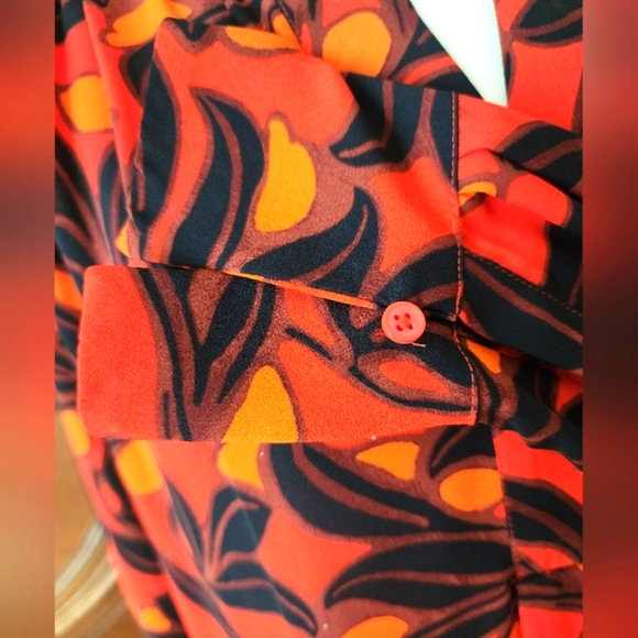 EUC-Beautiful Ann Taylor Fall Blouse!!🍁🤠🦃 - Picture 6 of 8